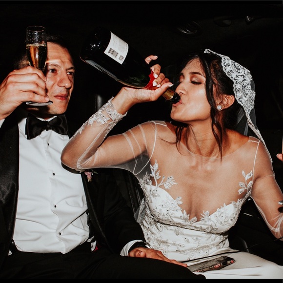 Meet your Posher, Samantha - Picture 3 of 5